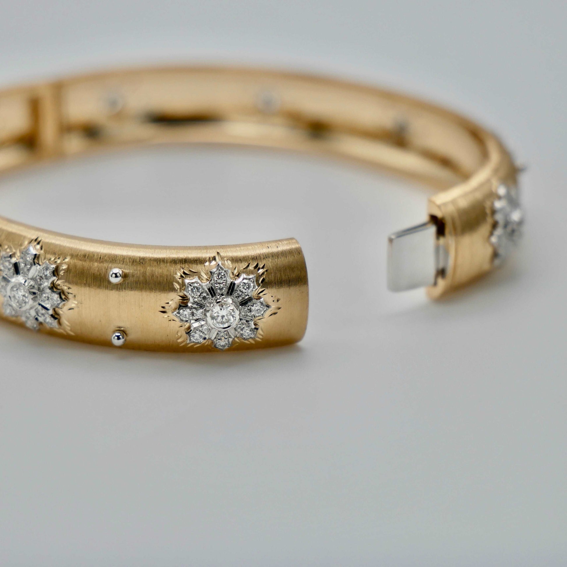 Buccellati Macri Yellow Diamond Bracelet Bangle