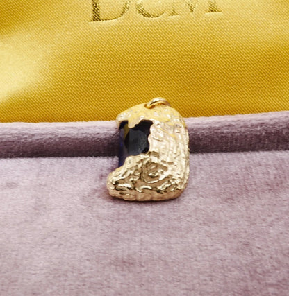 Baguette Cut Cornflower Blue Sapphire Melted Hammered Gold Pendant, view 3