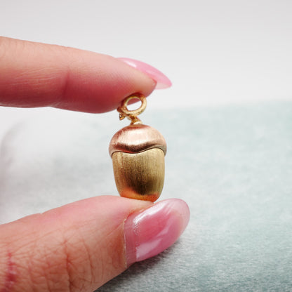 Diamond Acorn Pendant, 18K Gold, view 4