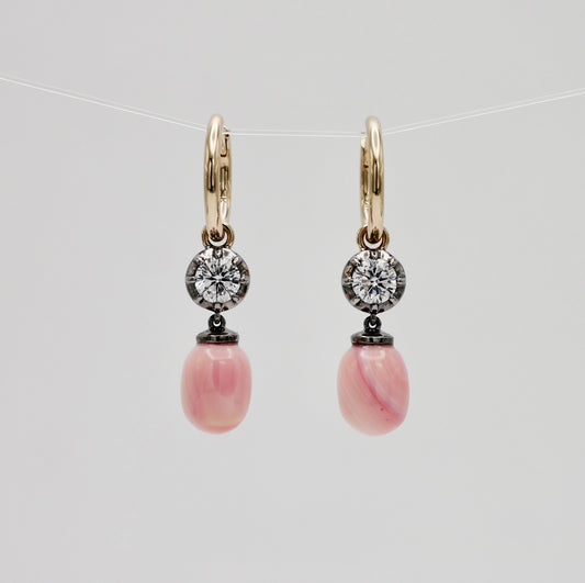 18K Yellow Gold Hoop Earrings with 0.4 ct Round Lab Diamonds and Conch Pearls