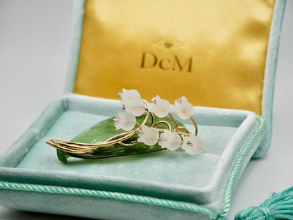 Rock Crystal, Diamond, Nephrite and Gold Lily of the Valley Brooch, 18K Gold, view 5