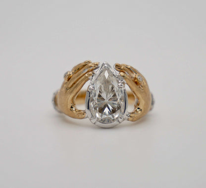 Pear Antique or Vintage Inspired Claddagh Ring in 9K, 14K or 18K Gold, view 2
