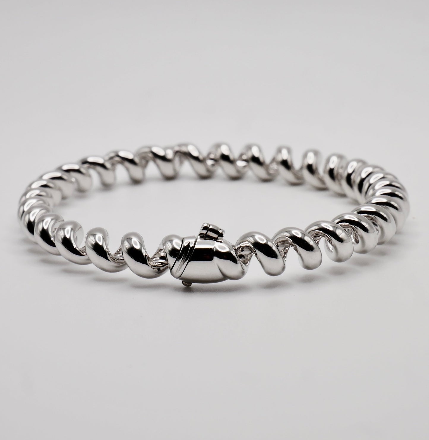 Fusilli Rotini Spiral Gold Bangle, view 6