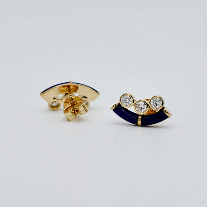 Boucles d'oreilles clous en émeraudes de Zambie, taille ronde et émeraude, serties en chaton géorgien, 9 carats