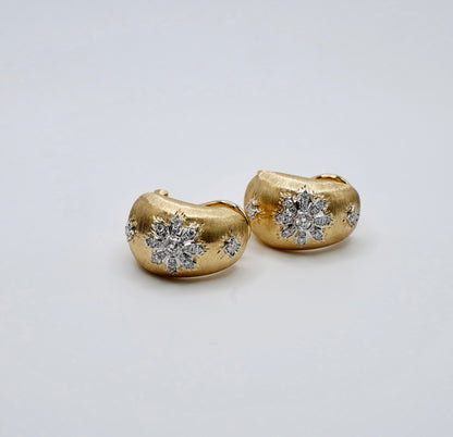 Rigatto, Gold Engraved Snowflake Diamond Earrings, 18K Gold, view 2