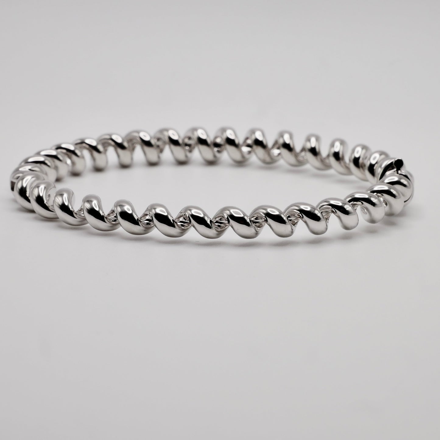 Fusilli Rotini Spiral Gold Bangle, view 4