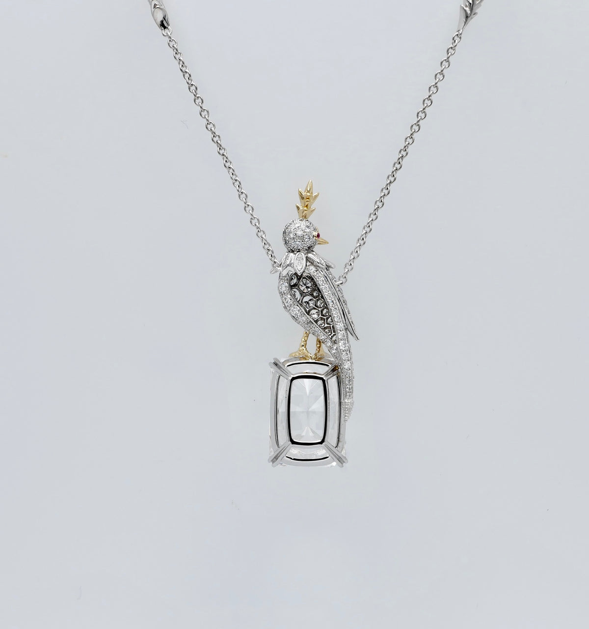 Lab diamond bird necklace in platinum and 18K yellow gold on a 59.5 cm white gold chain