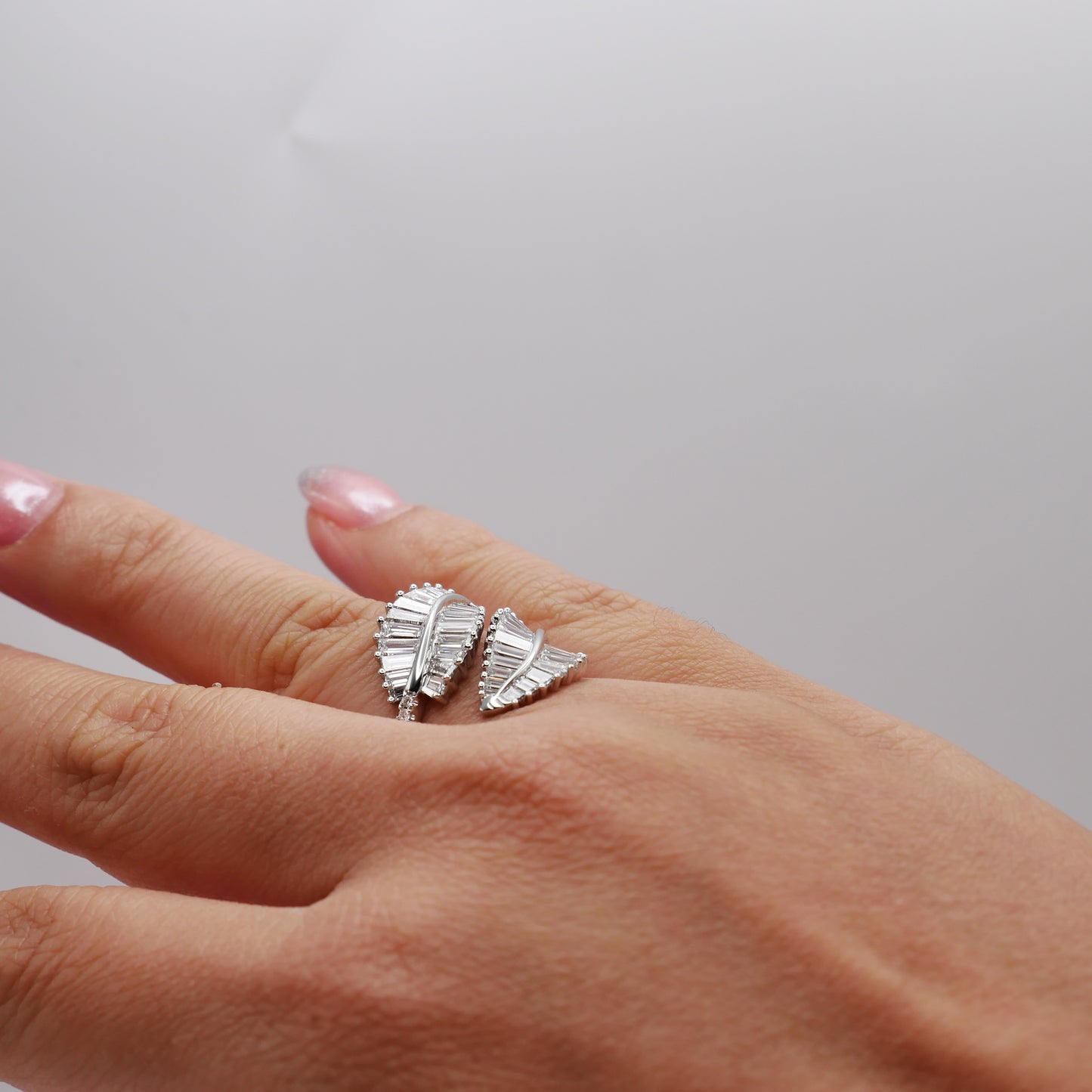 Double palm leaf ring with baguette lab diamonds in 18K white gold, view 11
