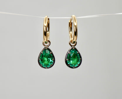 Pear Cut Emerald Georgian Victorian Gold Earrings, 18K Gold, view 3