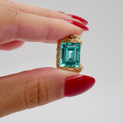 Baguette Cut Aquamarine Melted Hammered Gold Pendant, view 6