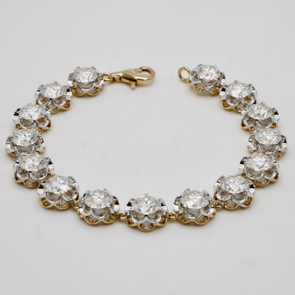 Scalloped Tennis Bracelet with 10- of Round Moissanites