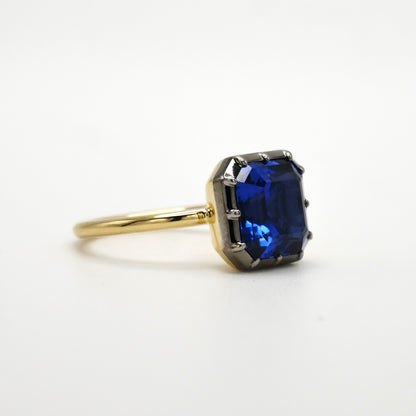 Georgian Victorian Asscher Cut Sapphire Gold Button Back Collet Ring, view 3