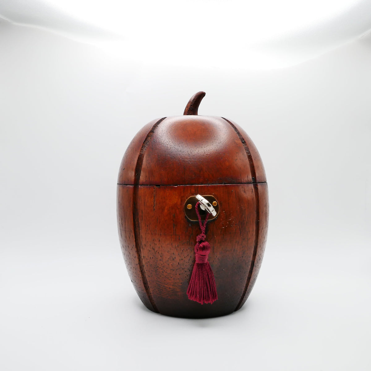 Antique Georgian fruitwood melon tea caddy, English c.1800, carved with deep vertical lobes
