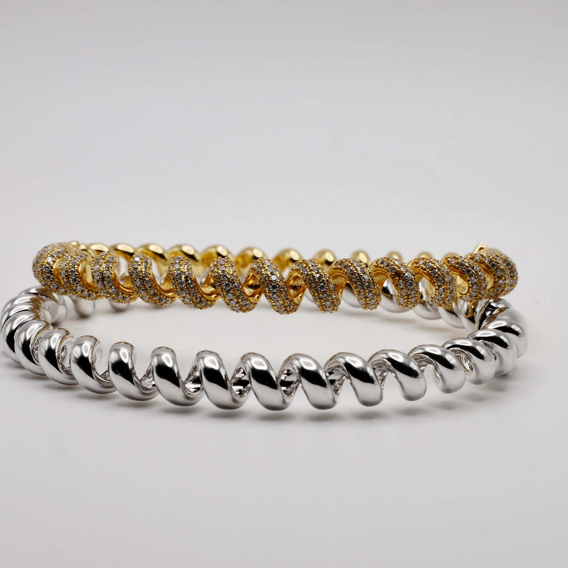 Fusilli Rotini Spiral Gold Bangle, view 10