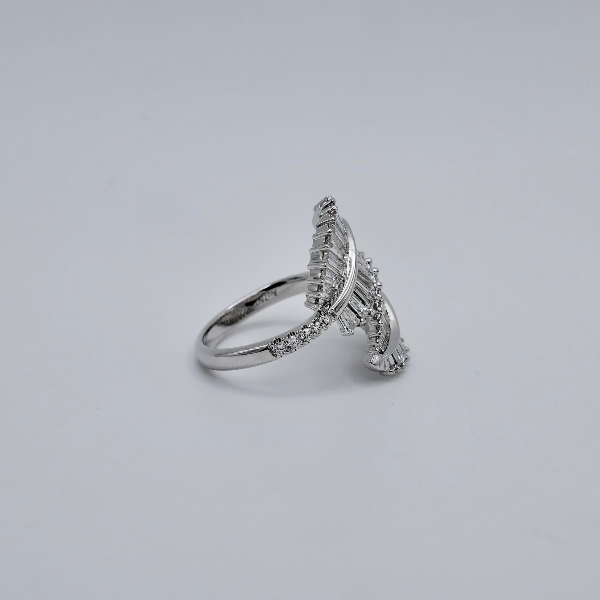 Double palm leaf ring with baguette lab diamonds in 18K white gold, view 7