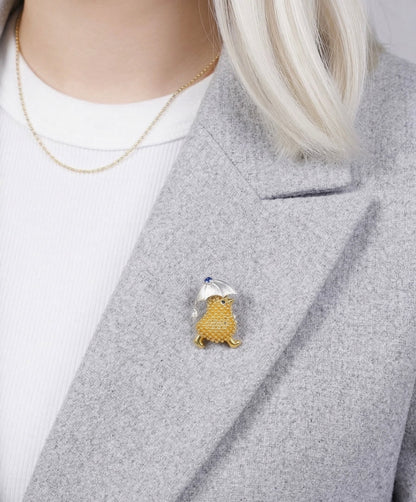 Chick with Umbrella Pendant & Brooch, 18K Gold, view 2