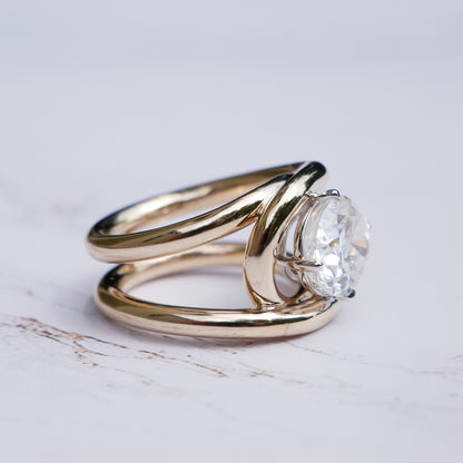 Oval Moissanite Interlocking Loops Ring, view 6