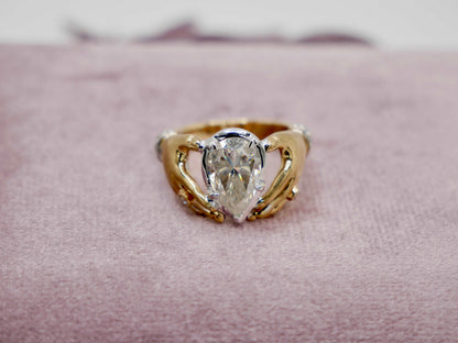 Pear Antique or Vintage Inspired Claddagh Ring in 9K, 14K or 18K Gold, view 3