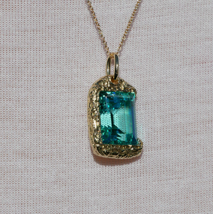 Baguette Cut Aquamarine Melted Hammered Gold Pendant, view 7