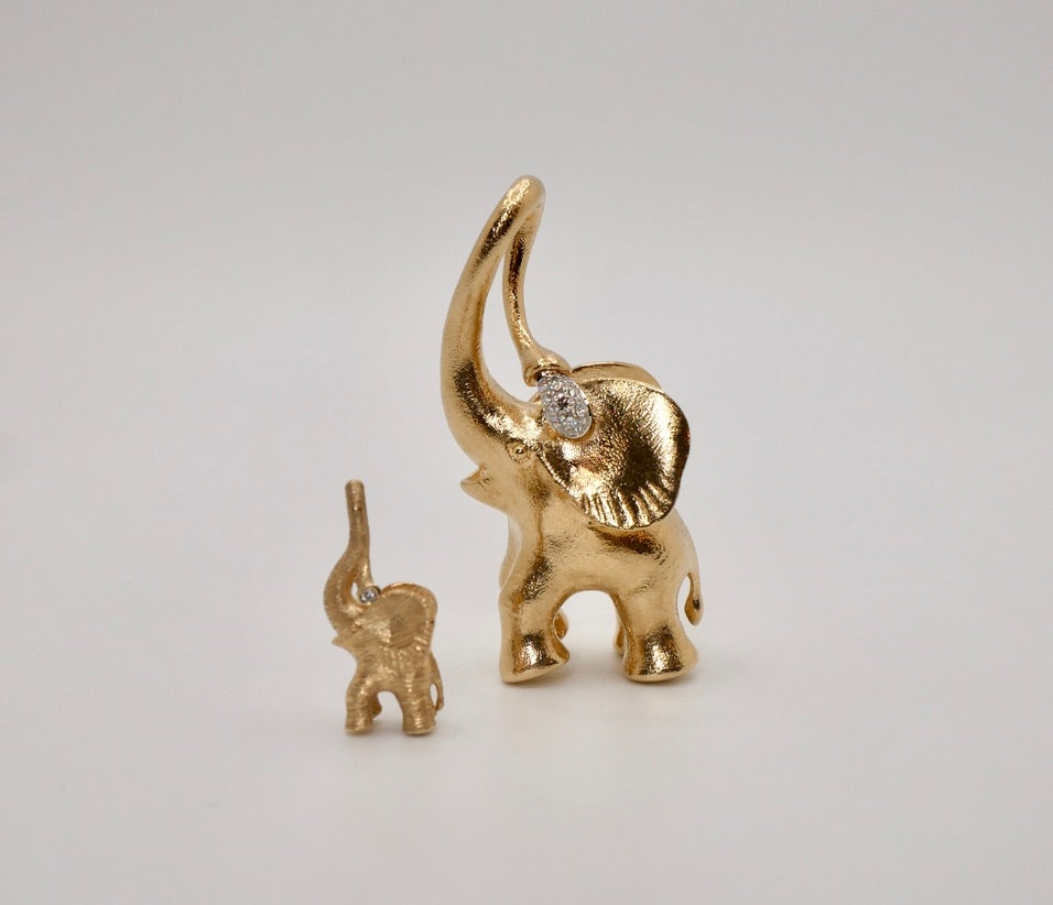 ole lynggaard, elephant pendant,  diamond elephant pendant, medium elephant, tamara kalinic