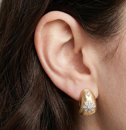 Rigatto, Gold Engraved Snowflake Diamond Earrings, 18K Gold, view 10