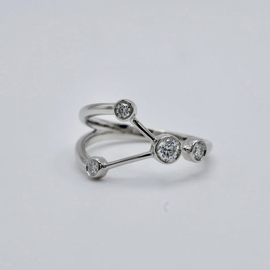 Cancer Constellation Ring in 18K Gold with Lab Diamonds