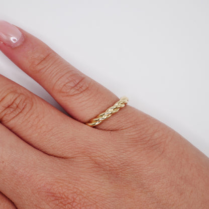 Twisted Rope Band Ring in 14K or 18K Gold
