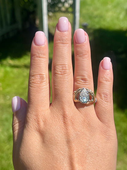 Pear Antique or Vintage Inspired Claddagh Ring in 9K, 14K or 18K Gold, view 9