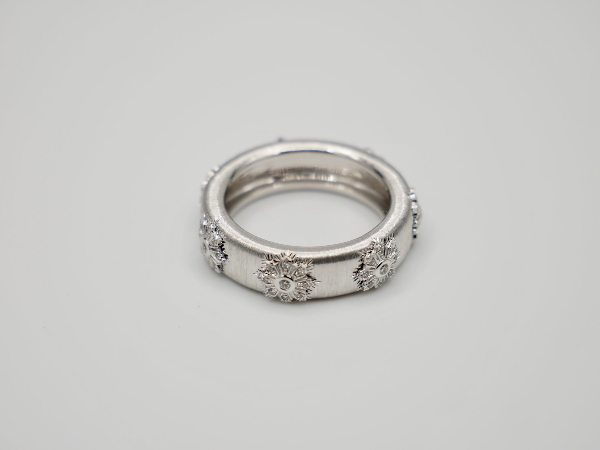 Buccellati Macri White Diamond Ring