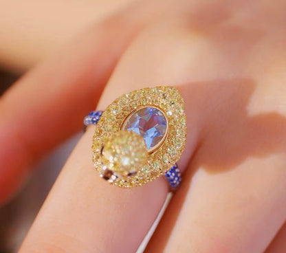 Aquamarine with Blue Sapphires Duckie Ring, 18K Gold, view 4