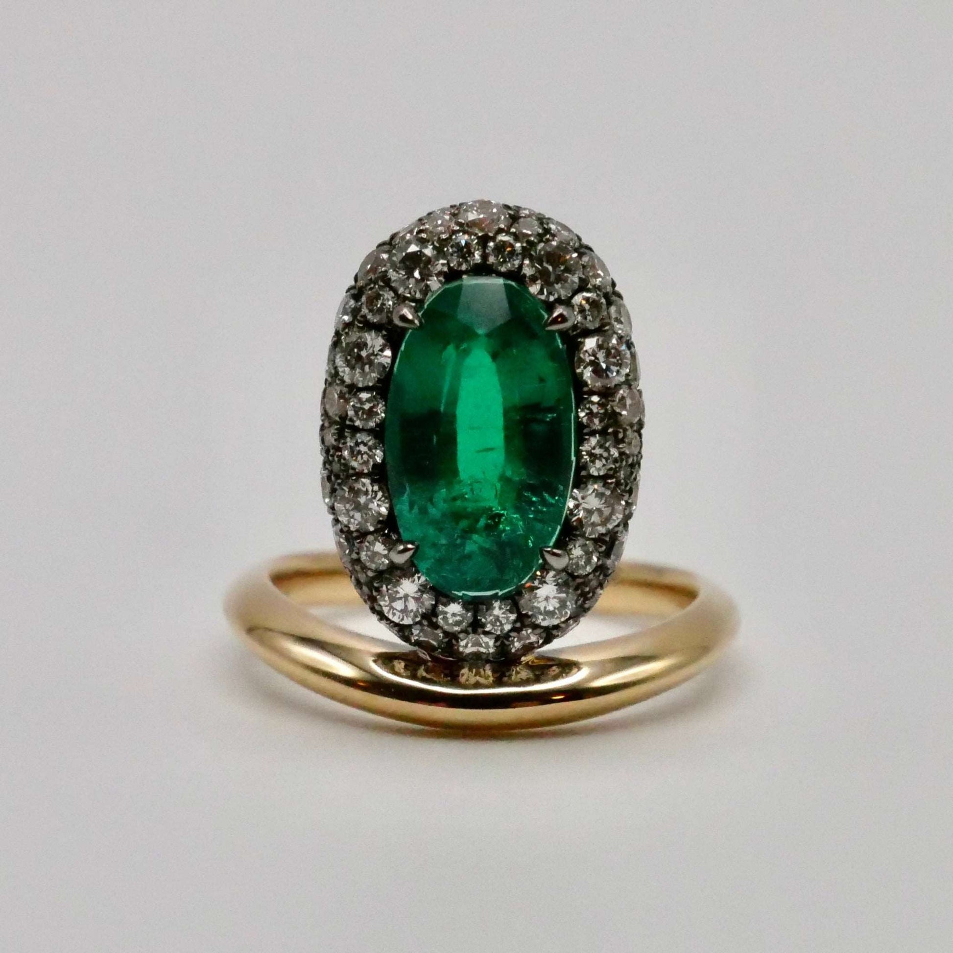 Arielle Ratner Emerald Pave Perch Ring