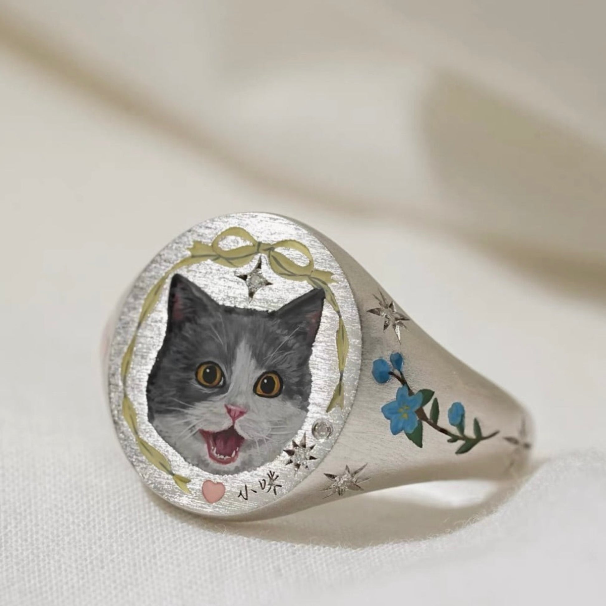 Custom pet portrait signet ring, hand painted enamel in solid gold, view 8