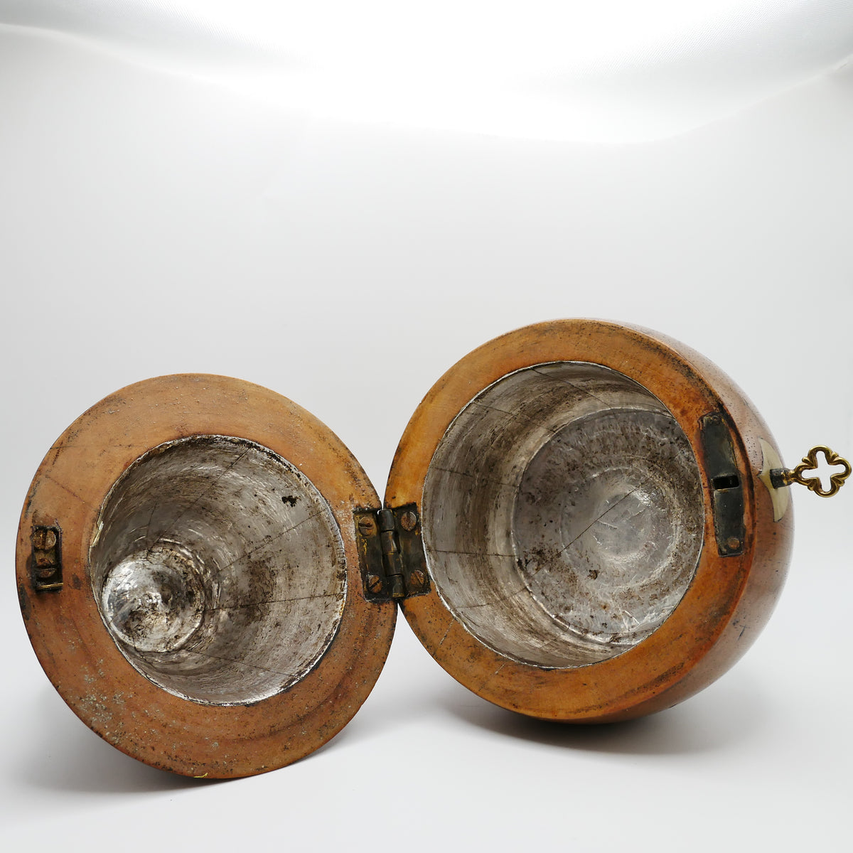 English fruitwood pear tea caddy c.1790-1820, antique treen box for a shelf or dressing table