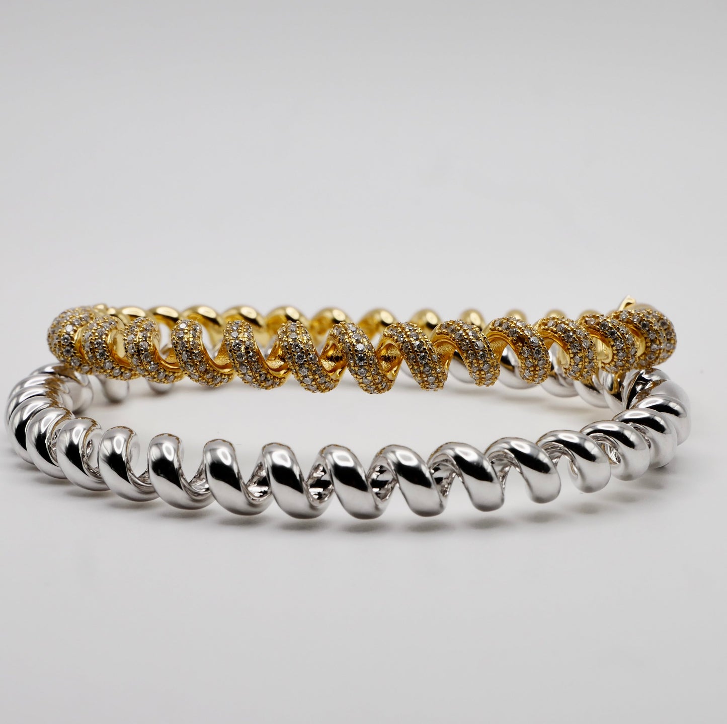 Fusilli Rotini Spiral Gold Bangle, view 9