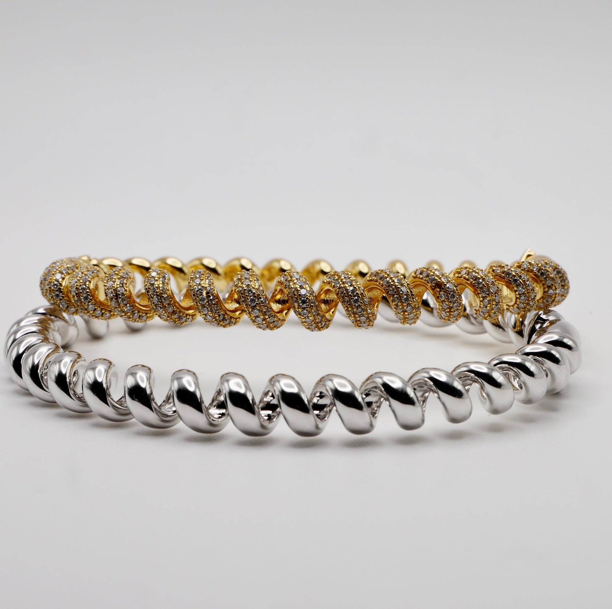 Fusilli Rotini Spiral Gold Bangle, view 9
