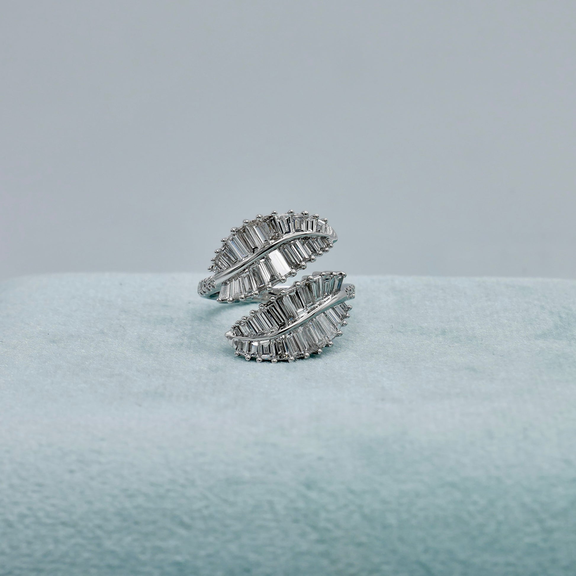 Double palm leaf ring with baguette lab diamonds in 18K white gold, view 5