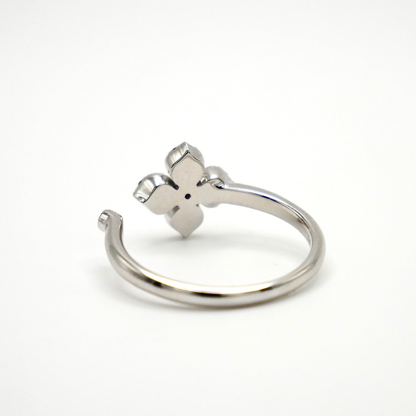 Diamond Clover Ring, view 11