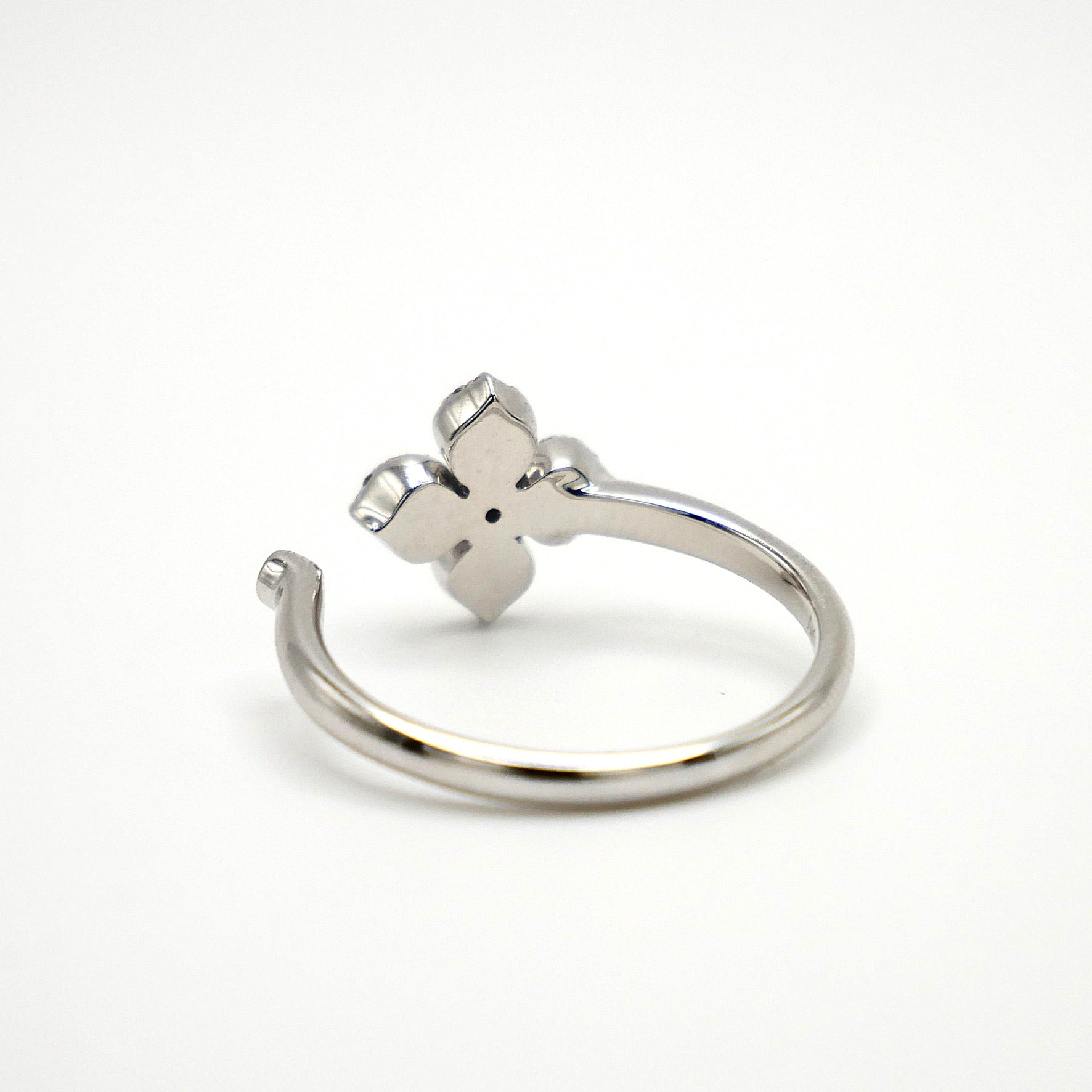 Diamond Clover Ring, view 11