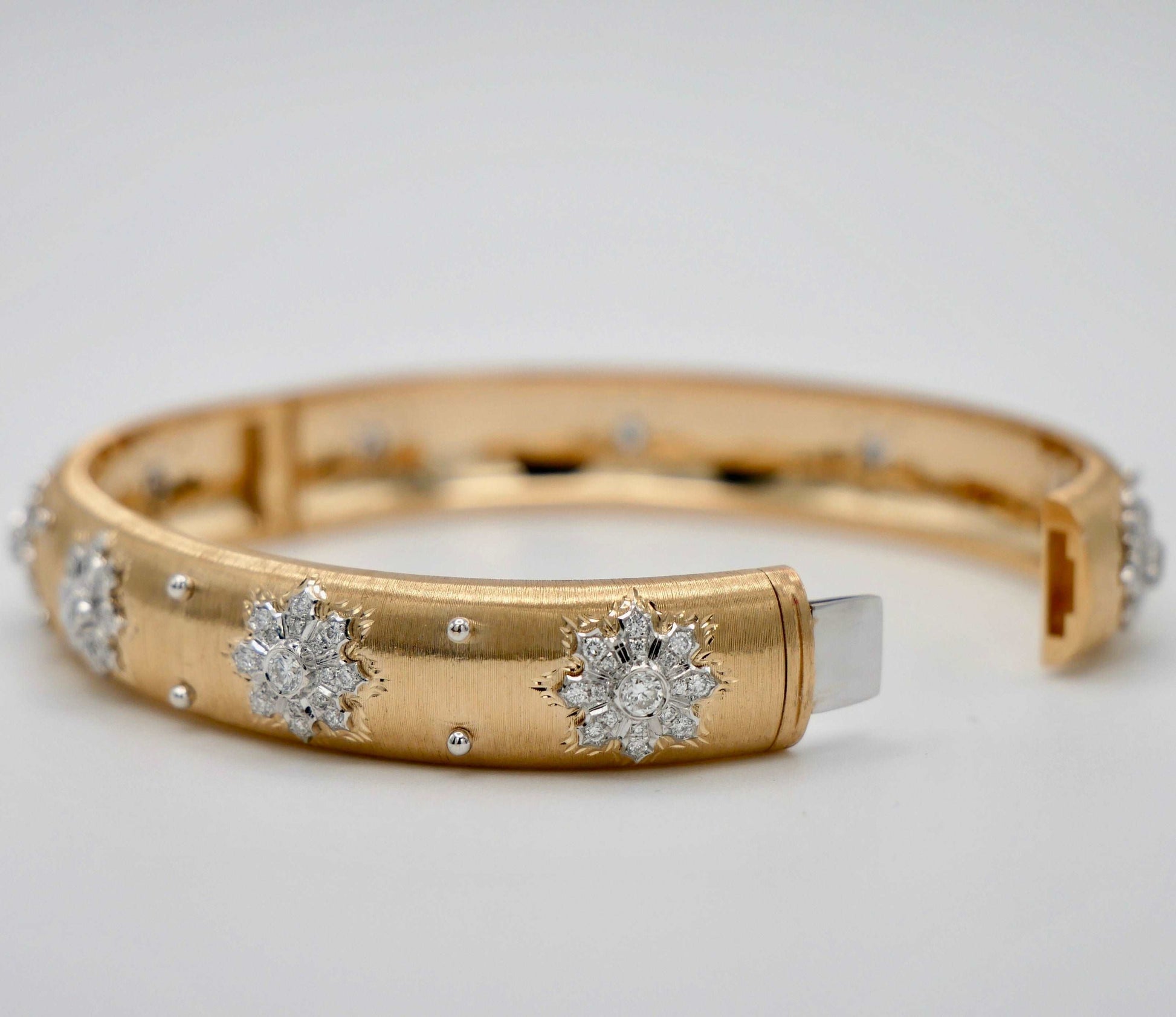 Buccellati Macri Yellow Diamond Bracelet Bangle