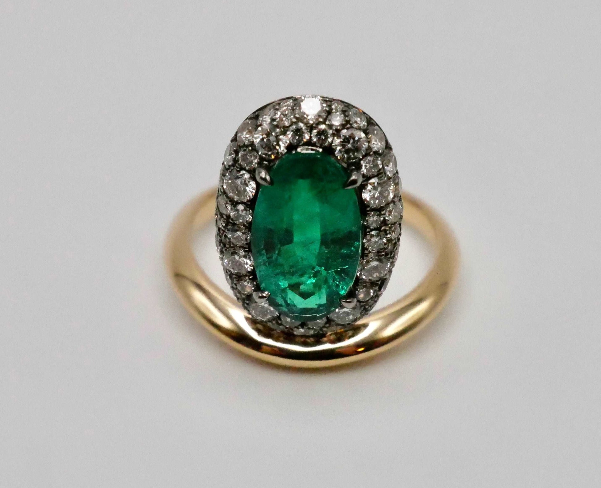 Arielle Ratner Emerald Pave Perch Ring