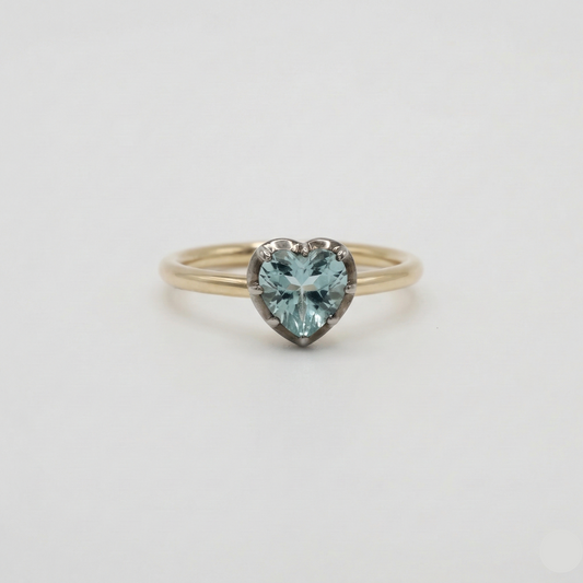 1.25 Carat Georgian Victorian Heart Shaped Aquamarin and Blackened Gold Collet Button Back Ring
