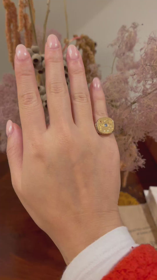 Bague Hiéroglyphes en Or 14 carats