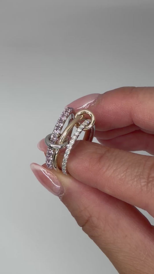 Anneaux entrelacés Trinity saphir rose en or jaune 14 carats