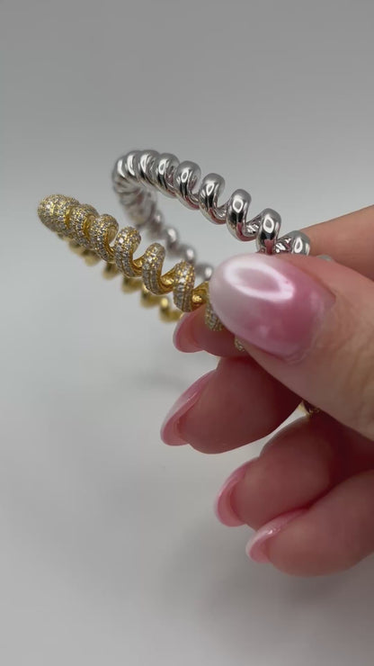 Fusilli Rotini Spiral Gold Moissanite Bangle
